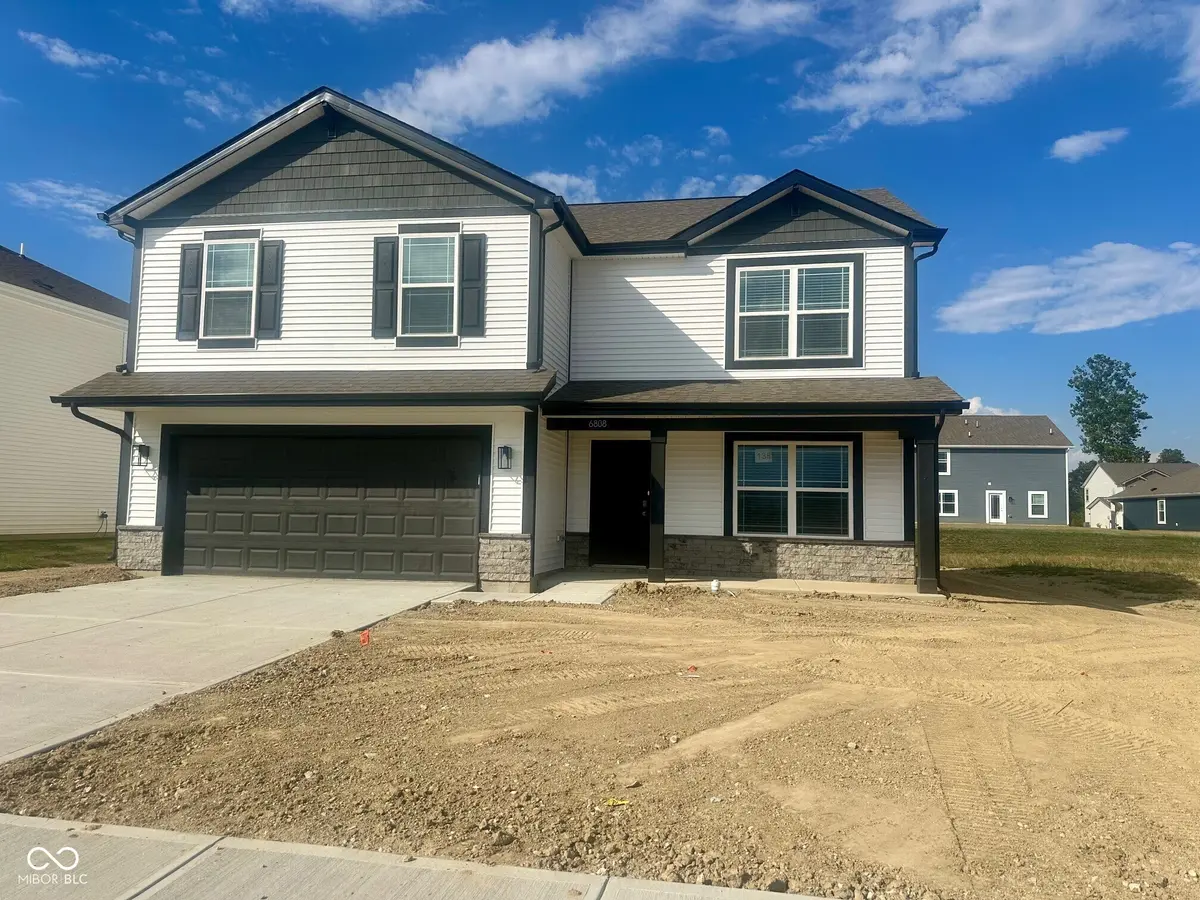 6808 Henley WAY, Indianapolis, IN 46221