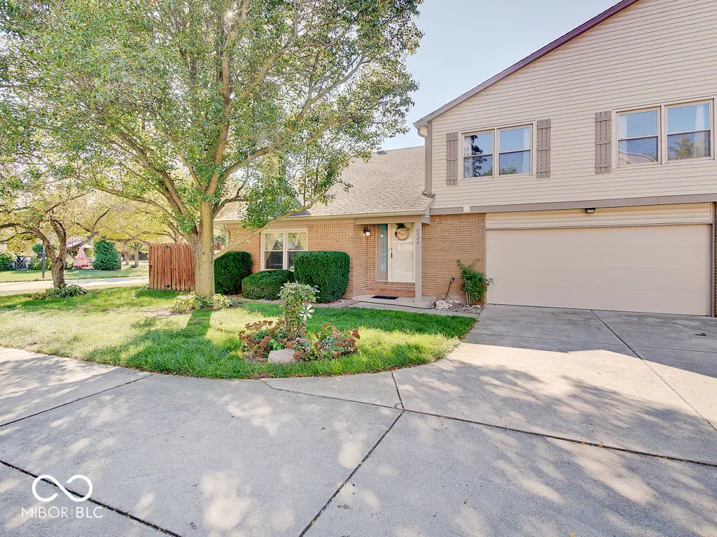 7424 Castleton Farms North DR, Indianapolis, IN 46256