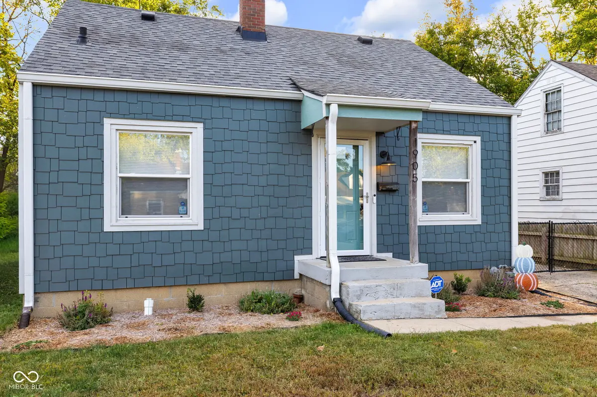 1905 N Bosart AVE, Indianapolis, IN 46218