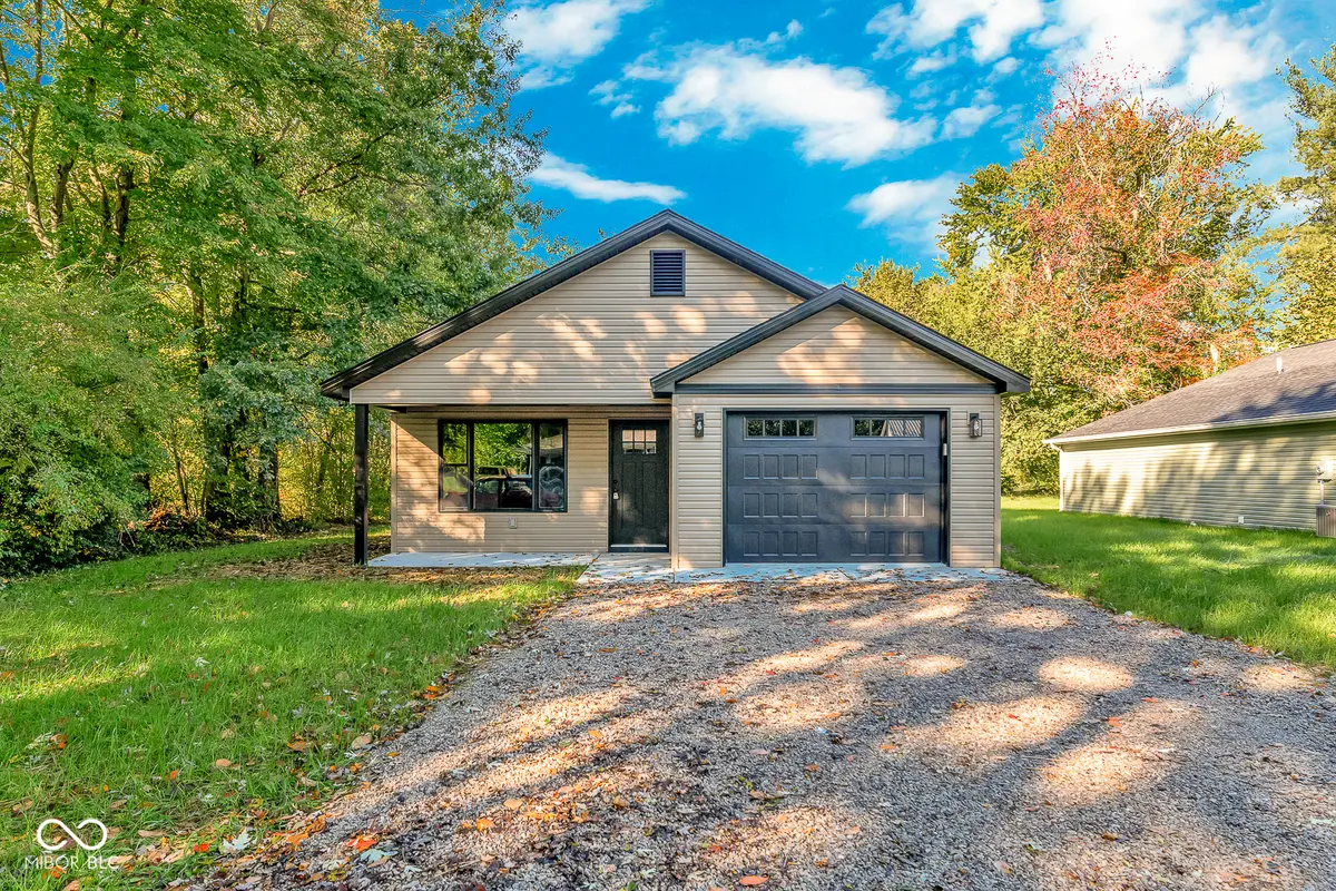 746 Goodin DR, Austin, IN 47102
