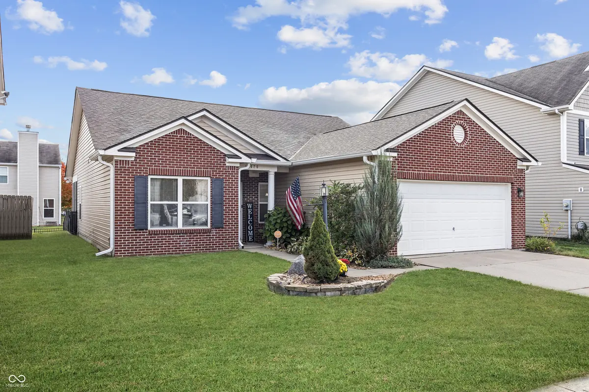19426 Prairie Crossing DR, Noblesville, IN 46062