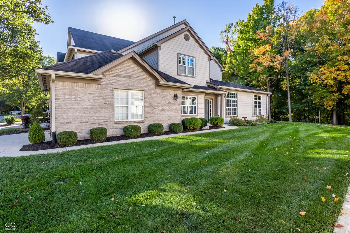 9275 Muir LN, Fishers, IN 46037