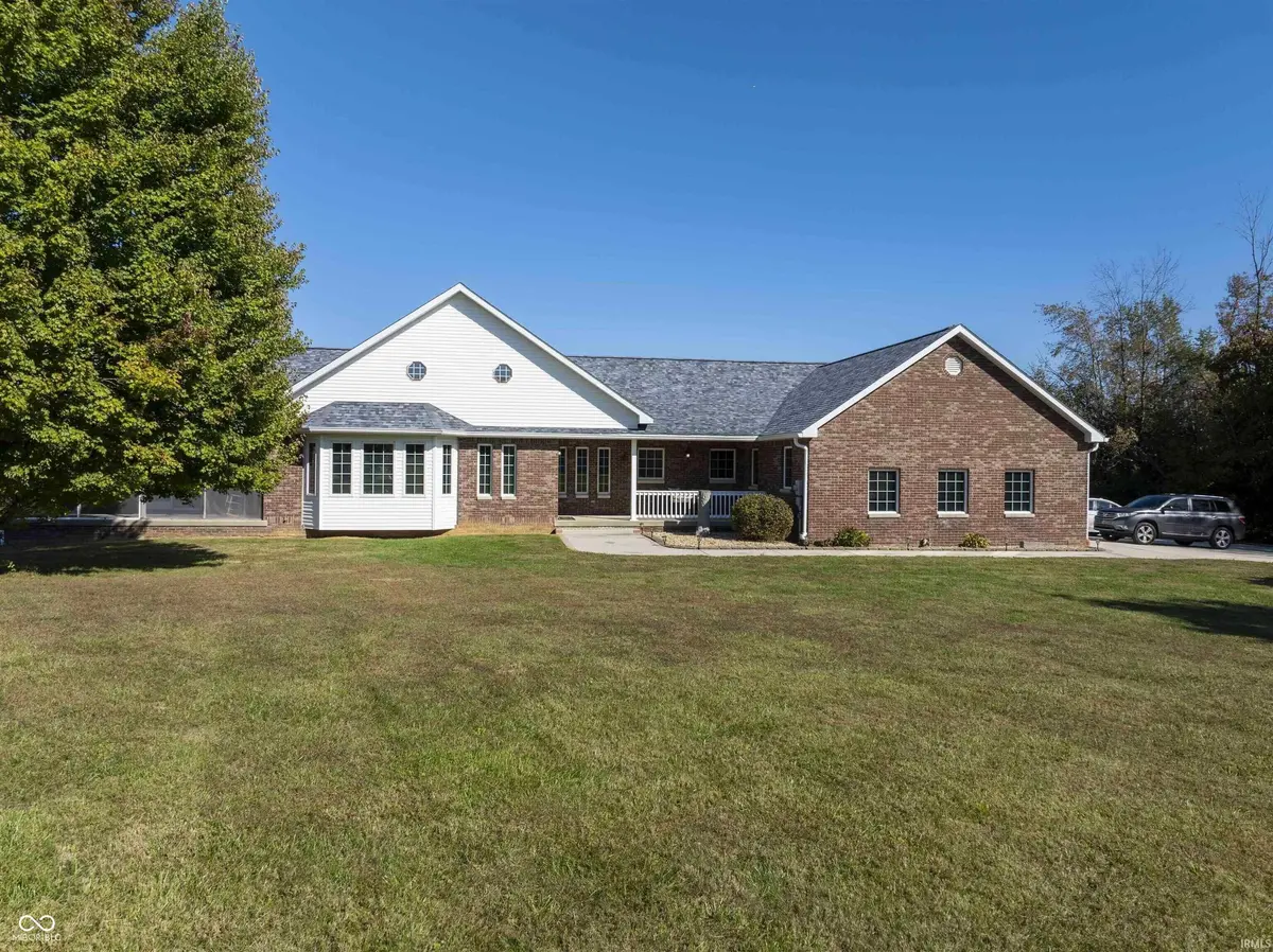 550 N Helton RD, Springville, IN 47462