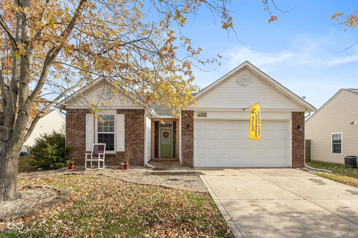 1119 Chateaugay CT, New Whiteland, IN 46184