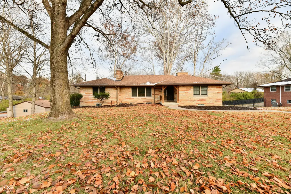 4377 Kessler Boulevard North DR, Indianapolis, IN 46228