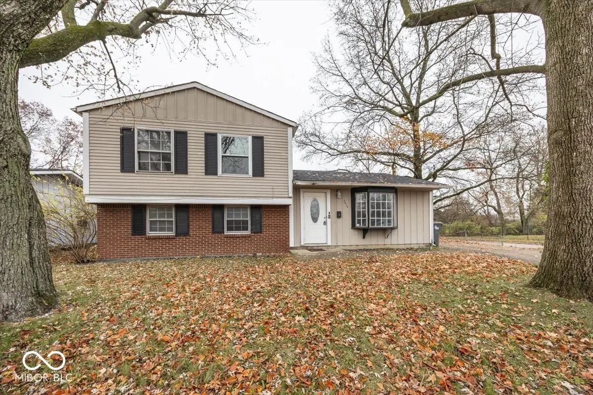 2419 N Eaton AVE, Indianapolis, IN 46219