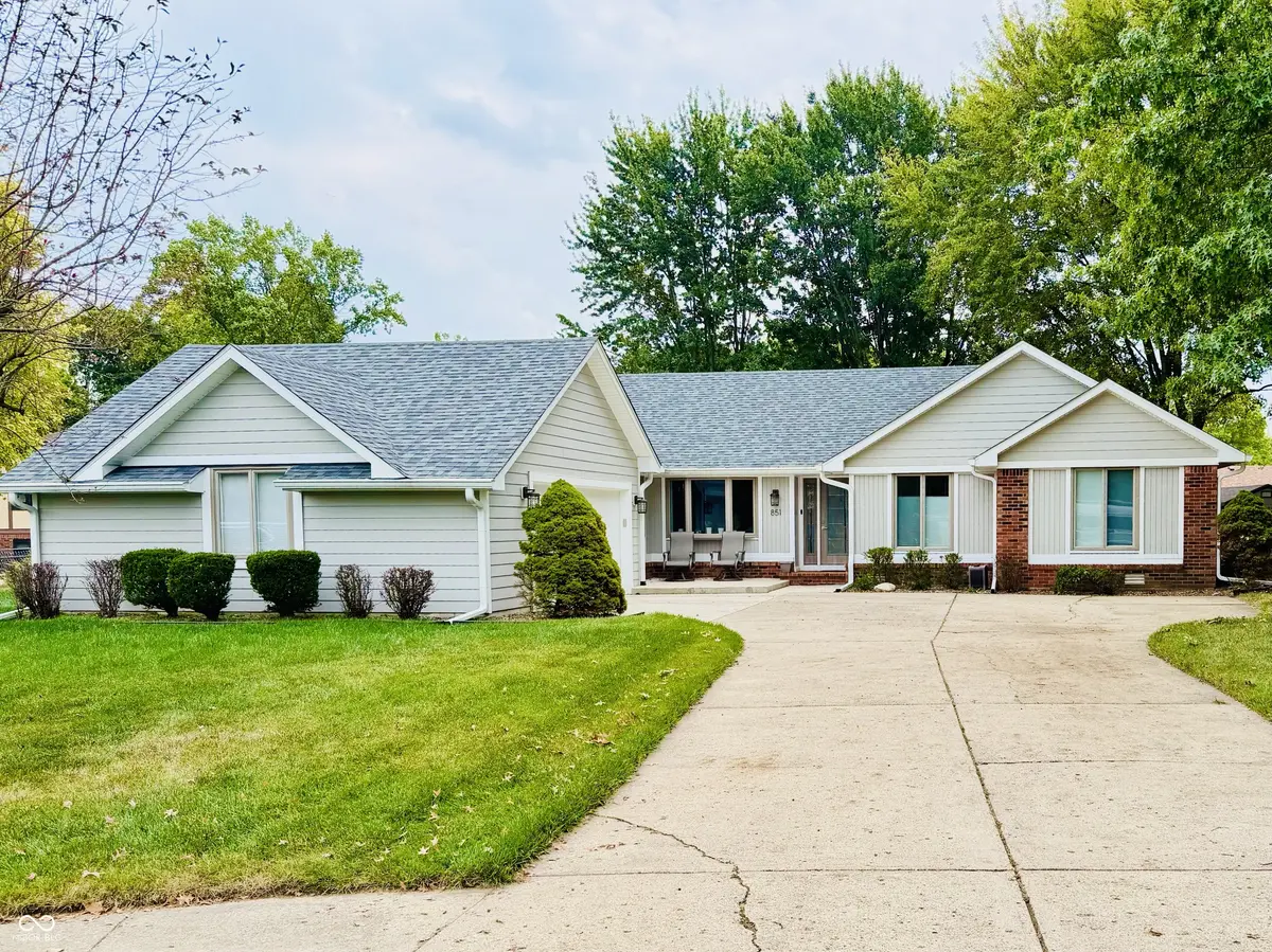 851 Revere CT, Greenwood, IN 46142