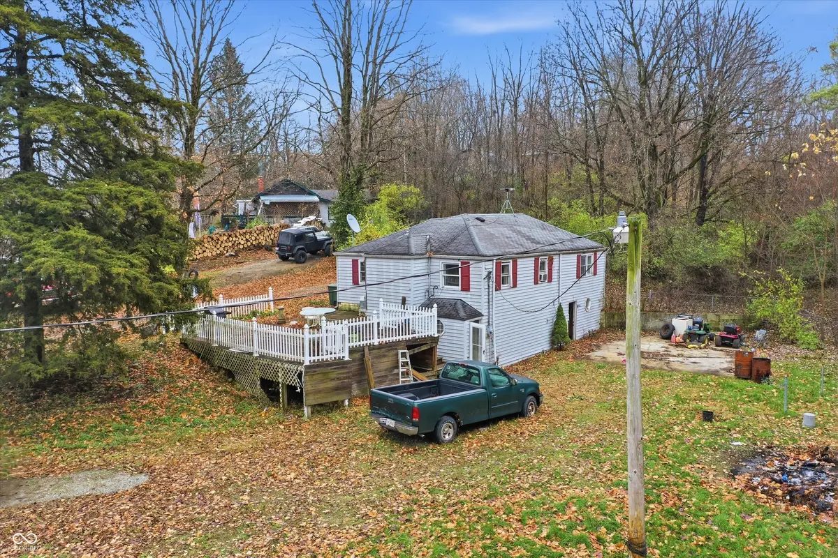8833 S Oak ST, Knightstown, IN 46148
