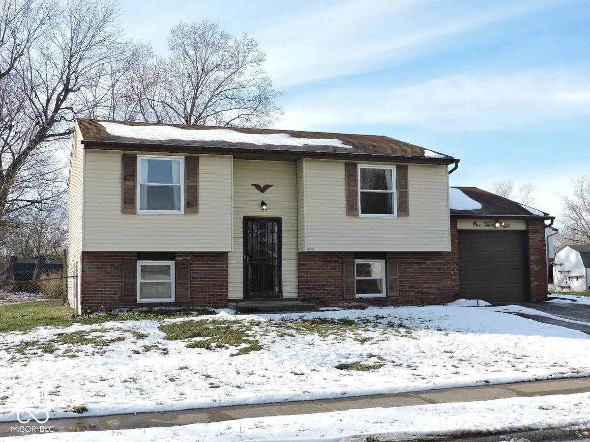 128 Greenlee DR, Indianapolis, IN 46234