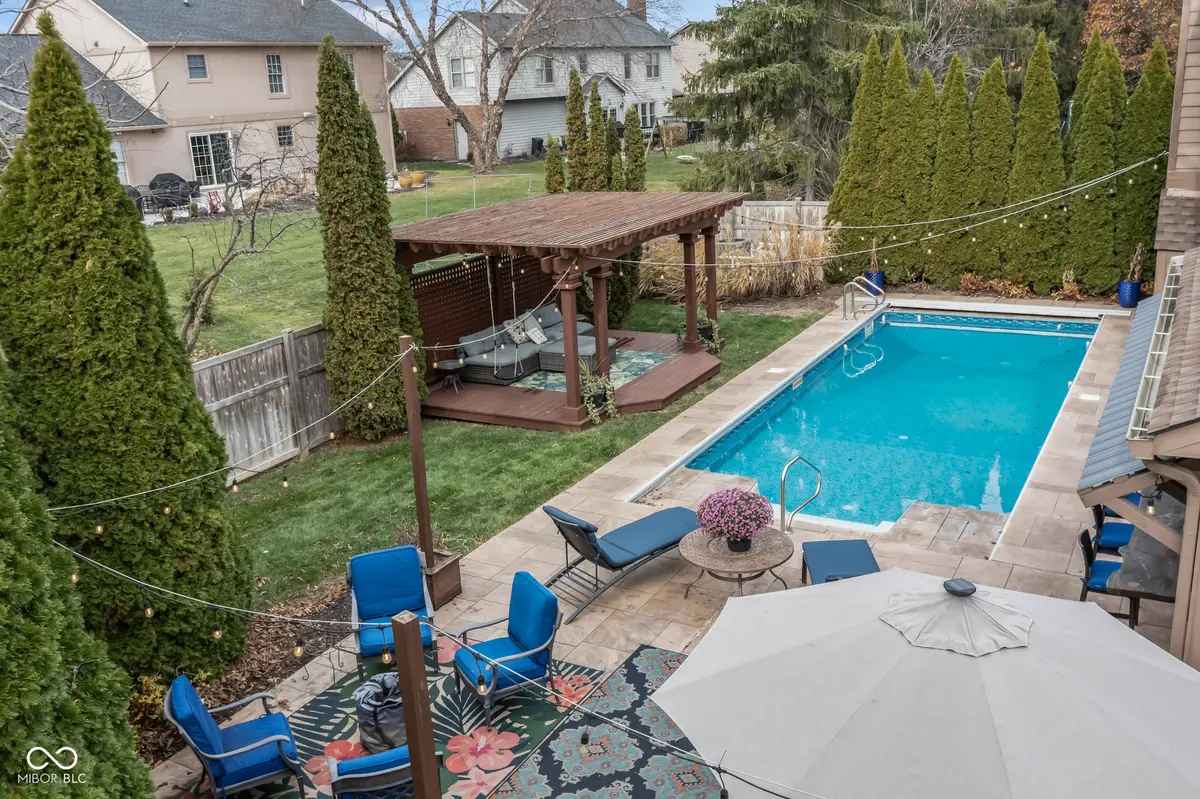 10740 Pine Bluff DR, Fishers, IN 46037