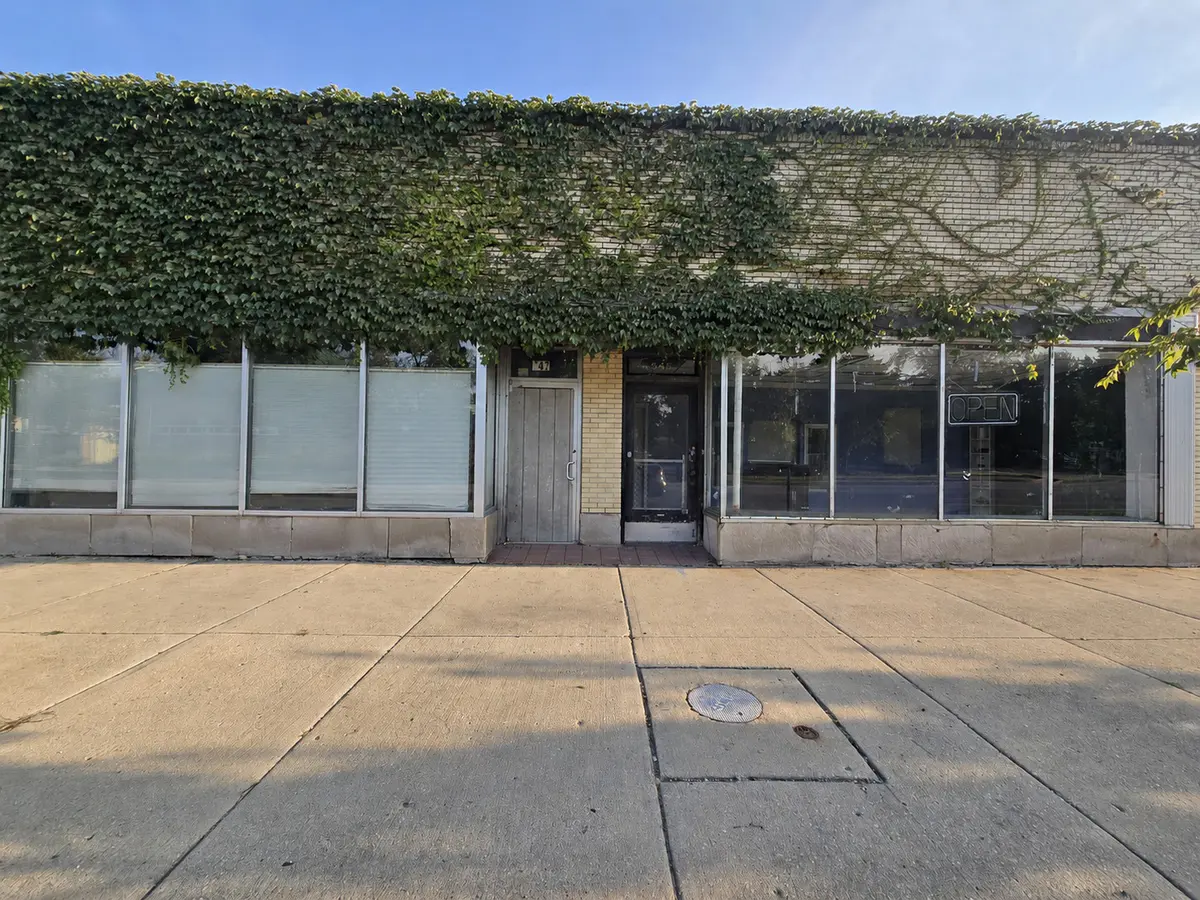 545-547 E 103rd ST, Chicago, IL 60628