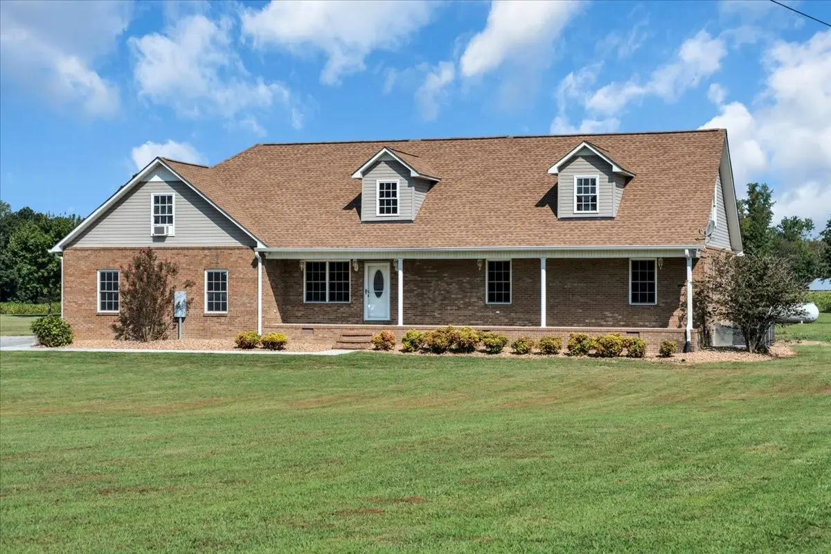 2657 Maple Springs Rd, Manchester, TN 37355