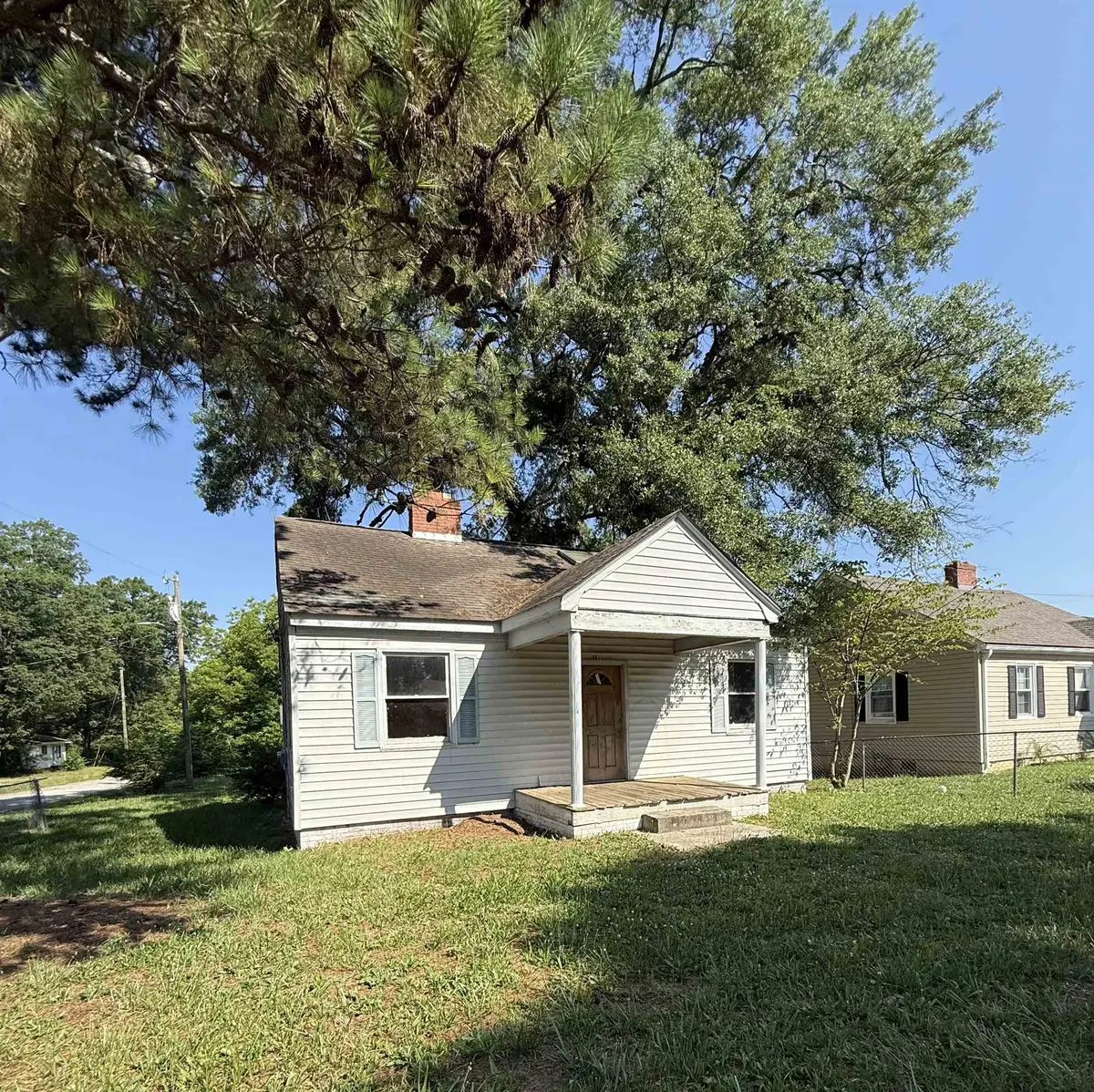 601 Musgrove ST, Clinton, SC 29325-1724