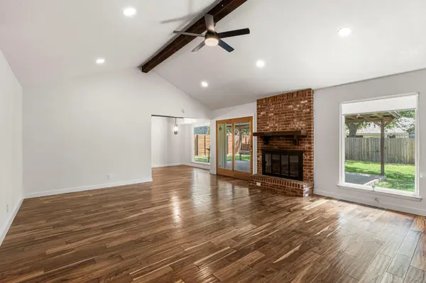 10603 Parkfield DR, Austin, TX 78758