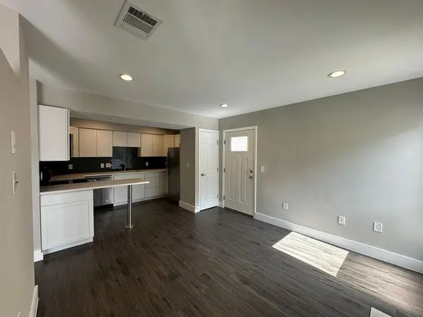 935 La Posada DR #241, Austin, TX 78752