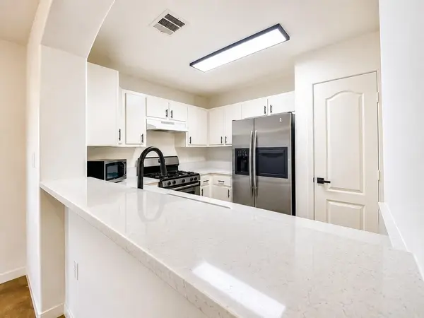 5201 Bogey CT, Austin, TX 78744