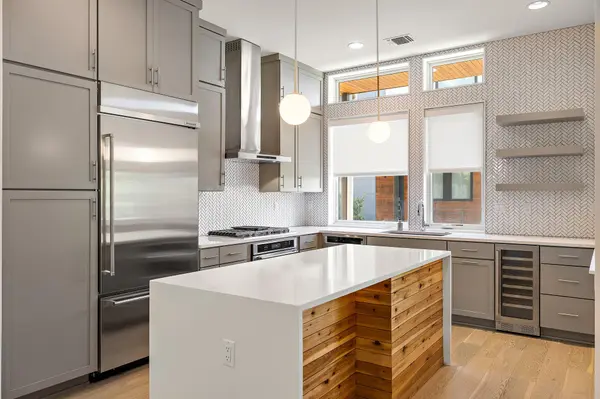 900 S 2nd ST #16, Austin, TX 78704