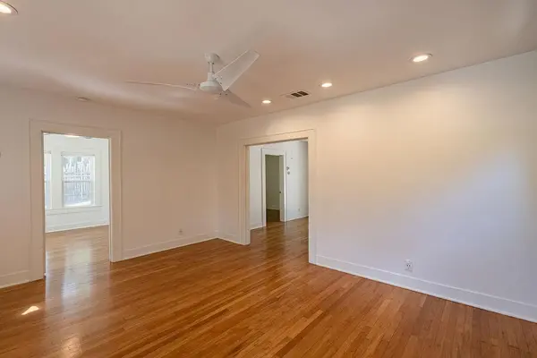 902 Bouldin Ave, Austin, TX 78704