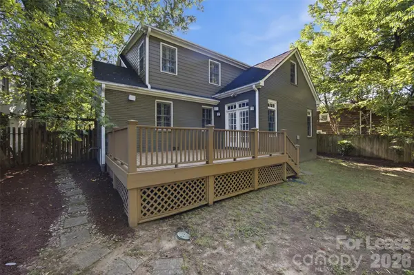 2842 Chelsea DR, Charlotte, NC 28209