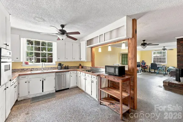 4225 Sherrills Ford RD, Salisbury, NC 28147