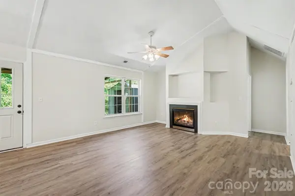 10424 Green Hedge AVE, Charlotte, NC 28269