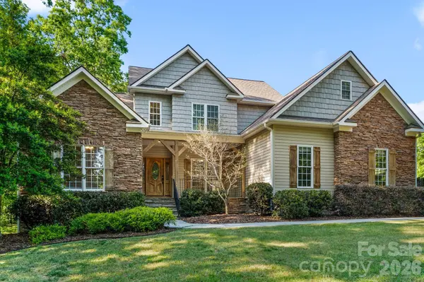 3321 Lower Lake RD, Thomasville, NC 27360