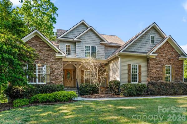 3321 Lower Lake RD, Thomasville, NC 27360