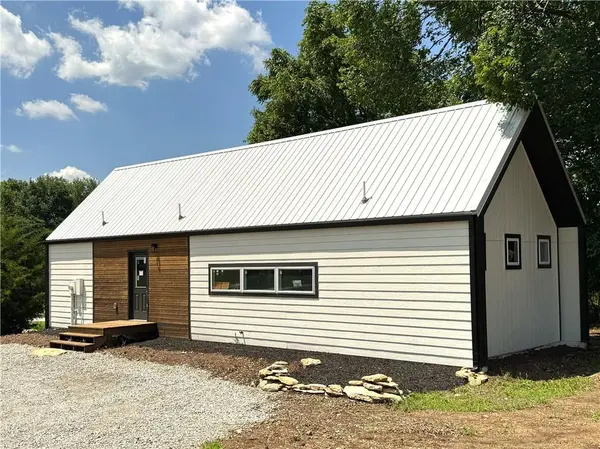 258 Sycamore DR, Linn Valley, KS 66040