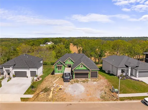 25102 W 141st ST, Olathe, KS 66061
