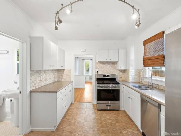 4938 Newton, Denver, CO 80221