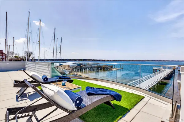433 Main ST #212, Port Washington, NY 11050