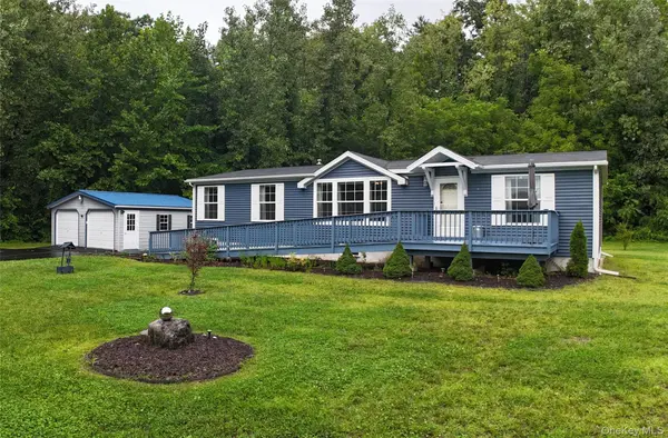 64 Airport RD, Accord, NY 12404