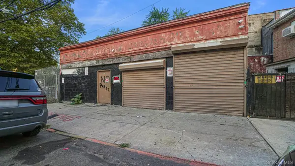 1144 Rev James Polite AVE, Bronx, NY 10459