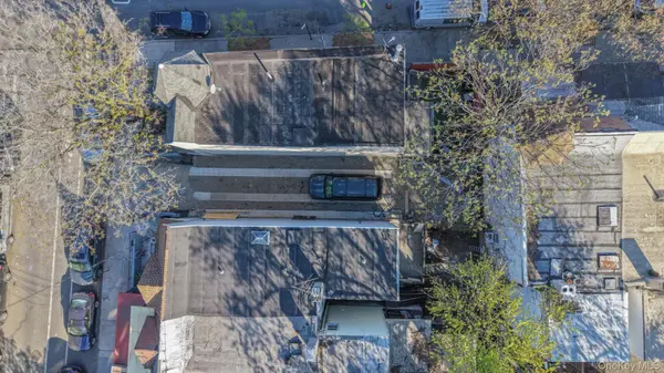 416 E 182nd ST, Bronx, NY 10457