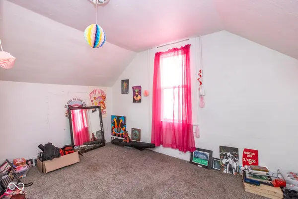 216 E Lincoln ST, Greenfield, IN 46140