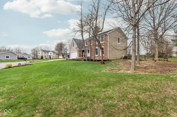 108 Wesley CIR, Noblesville, IN 46062