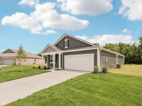 3933 Donaldson Creek CT, Clayton, IN 46118