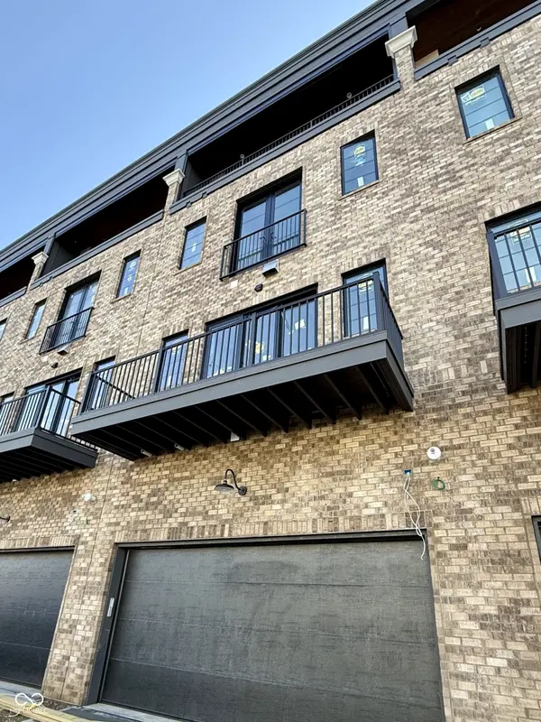 120 First AVE SE, Carmel, IN 46032