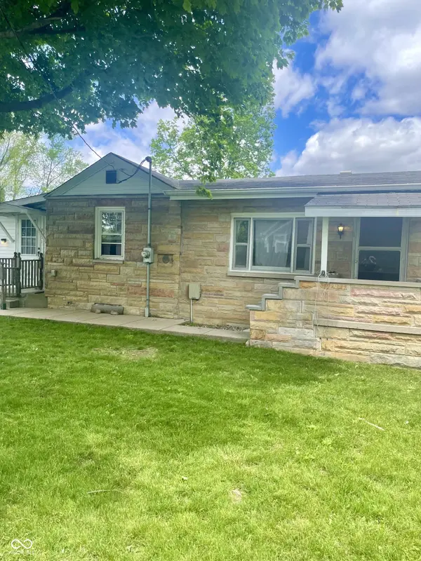 451 North ST E, Cloverdale, IN 46120