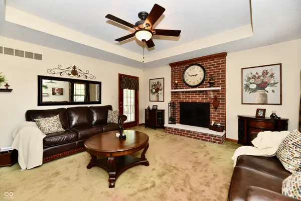 1010 Lakewood N DR, Brownsburg, IN 46112