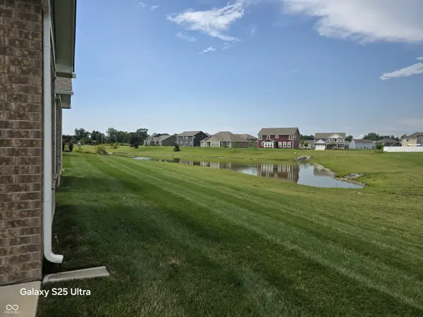 9106 Hedley WAY E, Avon, IN 46123