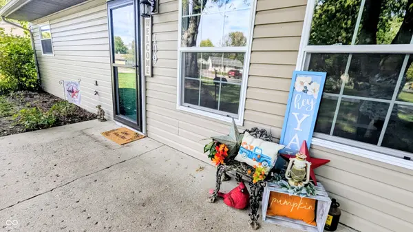 409 Parkway ST, Whiteland, IN 46184