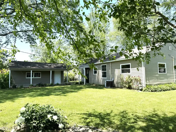 409 Parkway ST, Whiteland, IN 46184