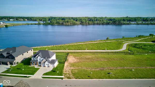 13662 Haven Cove LN, Fishers, IN 46055