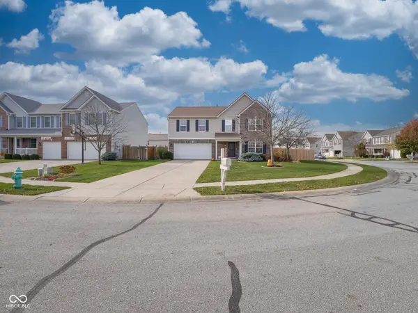 10443 Ringtail PL, Fishers, IN 46038