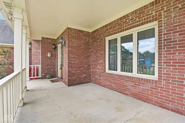 7082 Hunters Ridge DR, Plainfield, IN 46168