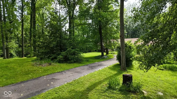 1350 Inverness Farms RD, Martinsville, IN 46151