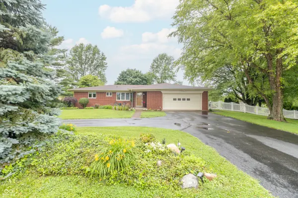 8269 S State Road 103, Lewisville, IN 47352