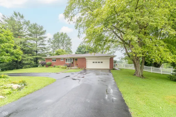 8269 S State Road 103, Lewisville, IN 47352