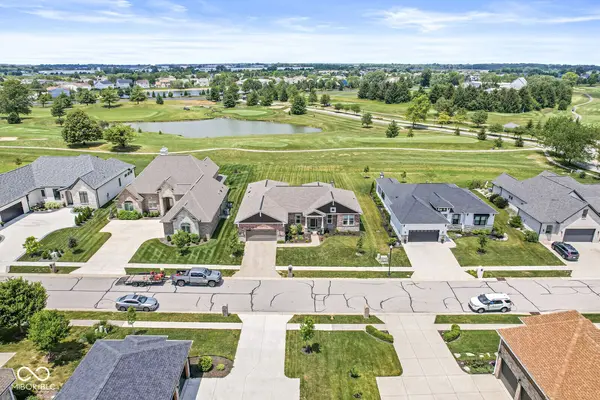 1165 Maclaren CT, Franklin, IN 46131
